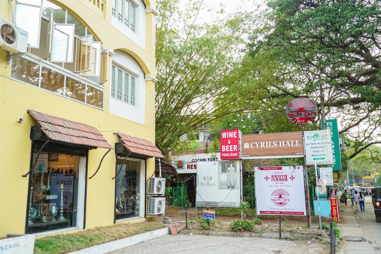 Santa Maria Hostel, Fort Kochi Екстер'єр фото